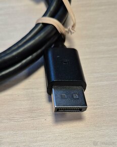 NOVÝ DisplayPort kabel M/M 1,8m - 3