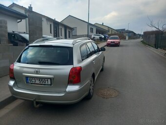 Toyota Avensis 1,8 - 3