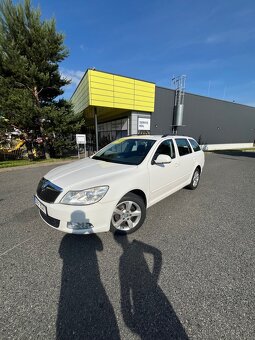 Prodám ŠKODA OCTAVIA 2, 1.6 TDI, r. v. 2011, DSG - 3