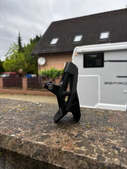 DJI držák kamery na helmu - 3