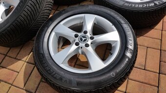 Zimní sada MERCEDES W447 pneu 235/55/17 r.v. 2024 90% vzorku - 3