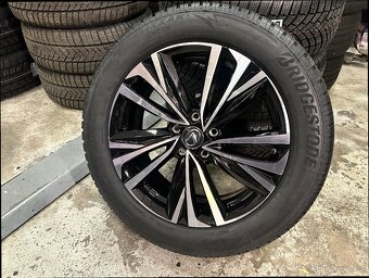Nová zimní ALU sada kol, 18" LEXUS LBX orig. - 3