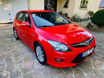 HYUNDAI i30 1.6i 93kW Nové v ČR 1 Majitel velmi pěkný - 3