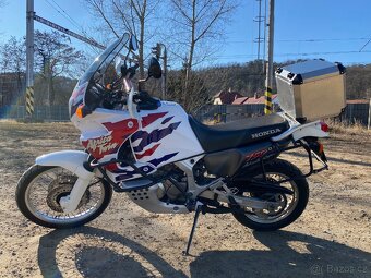 Honda XRV 750 Africa twin - 3