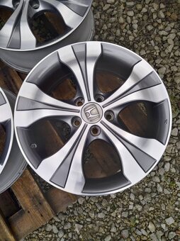 Alu 18" HONDA CRV super stav + pneu. - 3