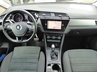 Volkswagen Touran Comfortline 2.0 TDi DSG - navi,temp,150 PS - 3