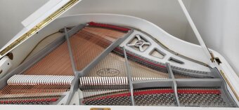 Klavír PETROF bílý+ stolička - 3