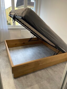 masivní dubová postel - 3