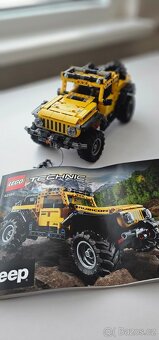 LEGO Technic + Speed Champions – 3 modely s návody - 3