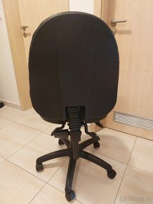 Prodám kancelářskou židli - 3