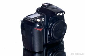 Nikon D90 TOP STAV - 3