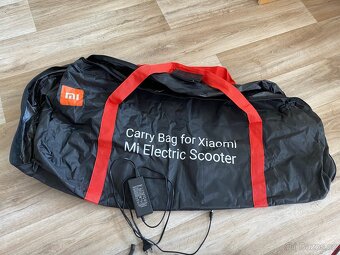 Prodám Xiaomi Mi Electric Scooter Pro - 3