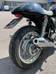 Triumph thruxton 900 - 3