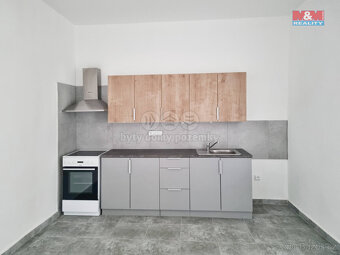 Pronájem bytu 1+1, 38 m², Sokolov, ul. Nádražní - 3