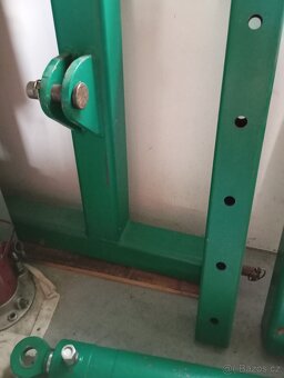 Jeřábek za traktor-zvedák - 3