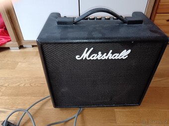 Combo Marshall a kytara Epiphone - 3
