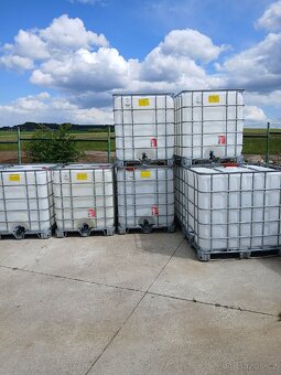 IBC nádrže kontejnery 1000 l - 3