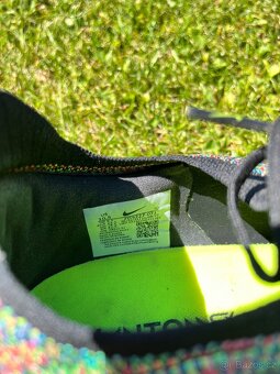 Kopačky Nike Phantom 44,5 lisokolíky - 3