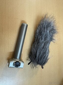 Zoom H5 Handy Recorder + SGH-6 Shotgun Mic Capsule - 3