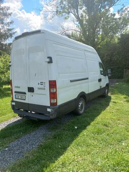 Iveco Daily L2H3 2,3l - kempovací vestavba - 3