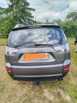 Mitsubishi Outlander - 3