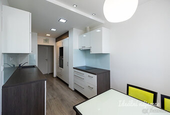 Pronájem bytu 3+1, Botevova, Modřany, 24900 Kč/měs, 72 m2 - 3