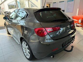 Alfa Romeo Giulietta 2.0 125 kW 1.majitel - 3