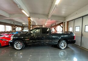 Dodge Ram SRT-10 - 3
