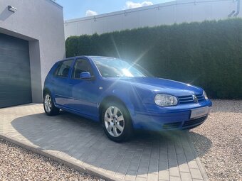 Volkswagen Golf 1.6 77KW,Servisní kniha - 3