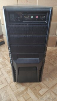 R7 370 4GB E3-1231V3 DDR3 16GB SSD 256GB HDD 500GB W11 - 3