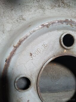 Disky kol Tudor, Tatra  - veterán - 3