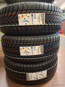 Nový zimní komplet Enyaq, Elroq 235/50+255/45 R20 Bridgeston - 3