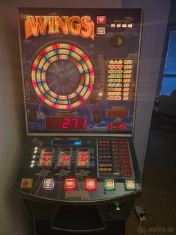 Výherní automat WINGS - 3
