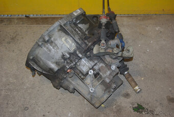 Převodovka Renault 8200370824 - 3