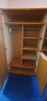 Šatní skříň se zrcadlem - LEVNĚ - 3