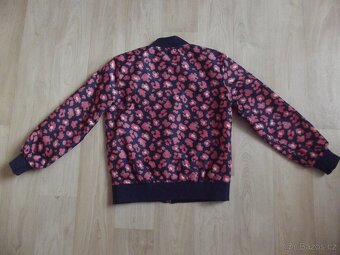 Dívčí bunda v.134/140 - 3