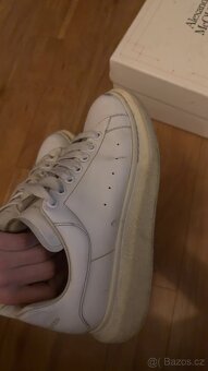 Alexander McQueen sneakers, bíle - 3