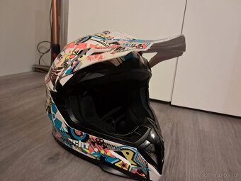 Integrální helma - 3