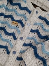 Pletený kojenecký svetřík a flaušová mikinka - 3