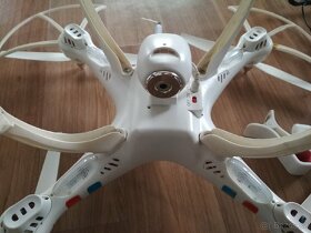 Dron SYMA X8W - 3
