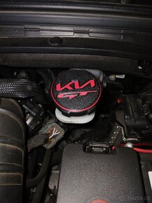 Kia - 3