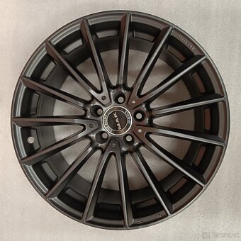 Dvourozměrné disky MAK 8Jx19'' ET38 + 9Jx19'' ET50 - 3