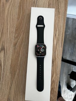Apple Watch 8 41mm - 3