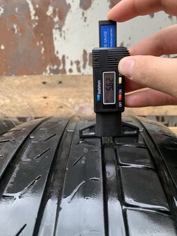 2ks 235/45/20 Pirelli/2018/100V/letní pneu 5.6m - 3