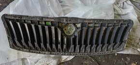 Maska mrizka chladice kapoty skoda octavia II face - 3