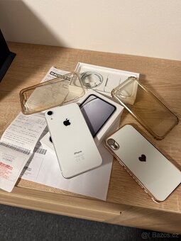 iPhone XR - 3