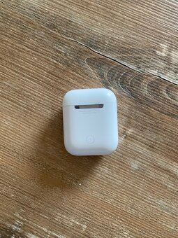 AirPods 1.generace - 3