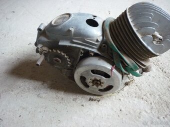 Jawa čz 150 motor - 3