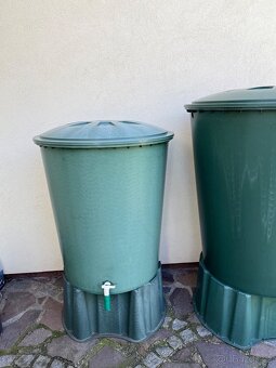 Zásobník na dešťovou vodu+ podstavec - 3