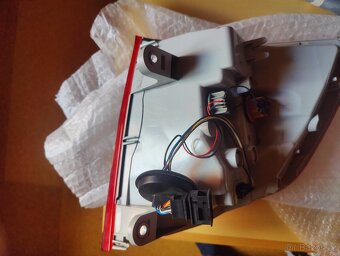 Zadni led svetlo superb 2 combi 3T9945095A - 3